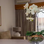 Luna Da Oura Apartahotel