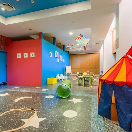 Luna Da Oura Lägenhetshotell