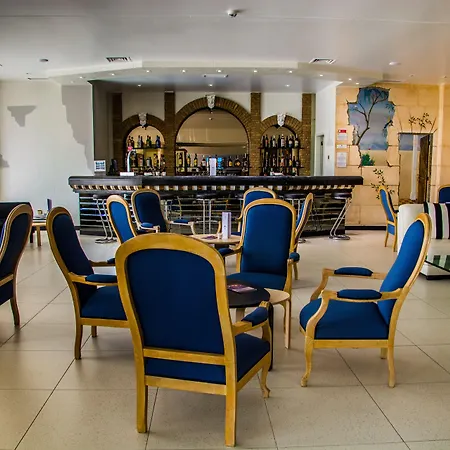 Luna Da Oura Lägenhetshotell Albufeira