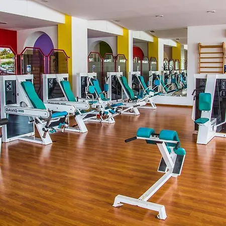 Lägenhetshotell Luna Da Oura 4*