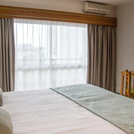 Luna Da Oura 4* Αλμπουφέιρα