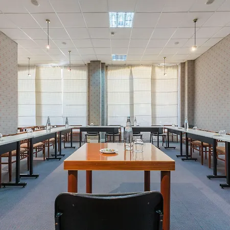 Luna Da Oura Αλμπουφέιρα