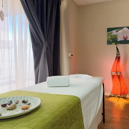 Luna Da Oura Hotel apartamentowy 4*