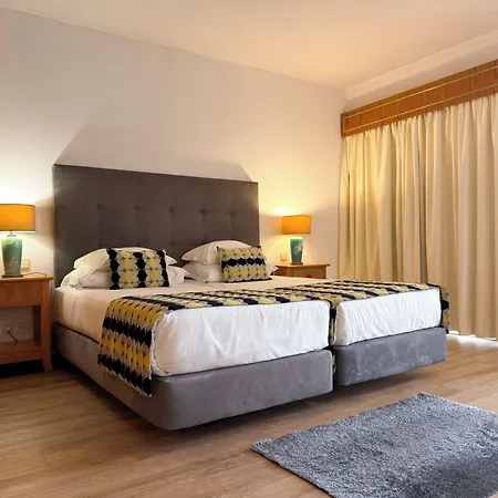 Aparthotel Luna Da Oura 4*