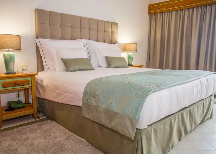 Luna Da Oura Lejlighedshotel 4*