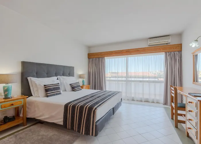 Luna Da Oura 4*