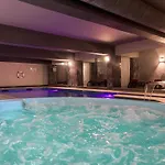 Luna Da Oura